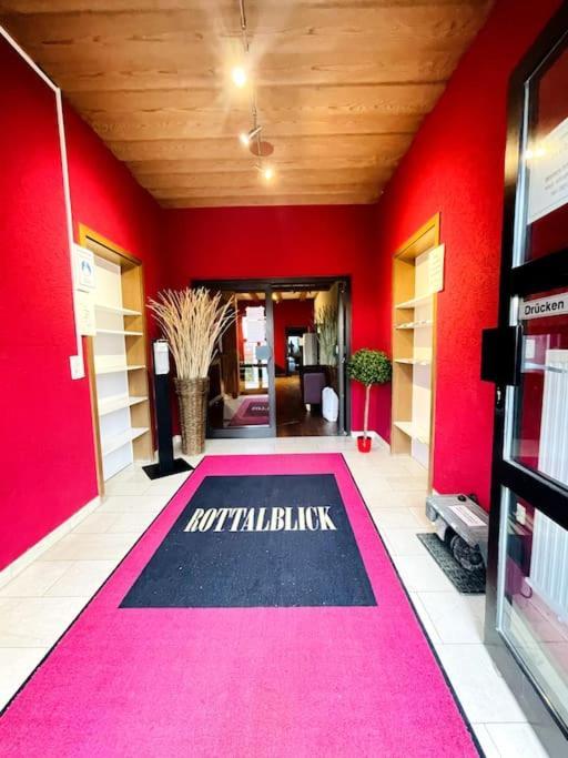 Fewo 20 - Appartement Im Rottalblick - Youngmodern Wohnen Mit Bademantelgang Zur Therme, Tv, Balkon Und Persoenlichem Gaesteempfang Von Astarte Estate Bad Griesbach  Luaran gambar