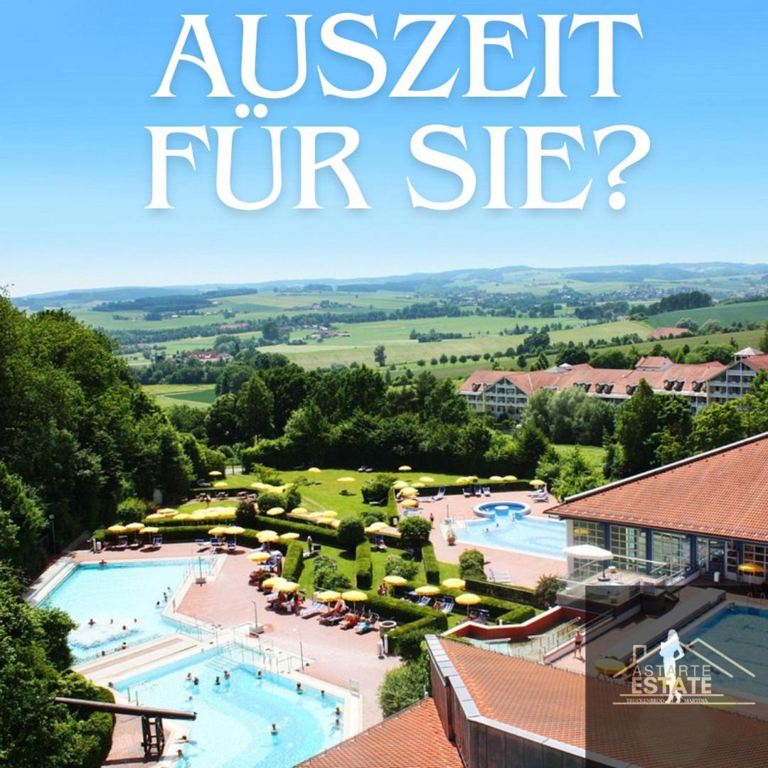 Fewo 20 - Appartement Im Rottalblick - Youngmodern Wohnen Mit Bademantelgang Zur Therme, Tv, Balkon Und Persoenlichem Gaesteempfang Von Astarte Estate Bad Griesbach  Luaran gambar